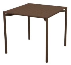 Bliss Matgrupp - Bord 80x80 cm + 2 st Karmstolar Desert Red