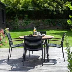 Ellen och Mood Trädgårdsmöbelset i Teak och Aluminium Antracit 1 Bord + 4 Stolar