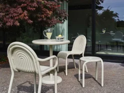 Groove Cafebord Rund 70cm Putty