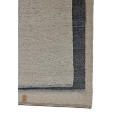 Isabelle Ullmatta Beige